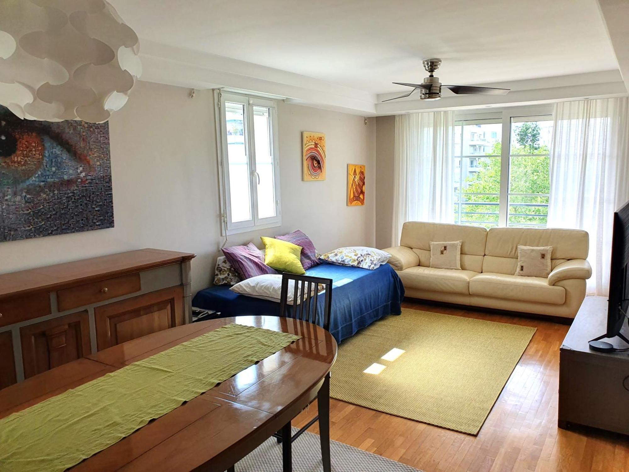 Appartement Residentiel Au Vert Et Au Frais Montigny-le-Bretonneux Exterior foto